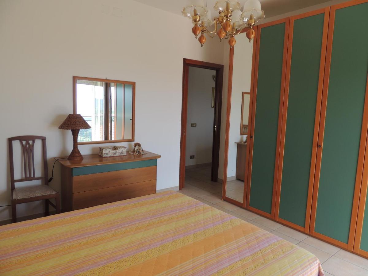 Casa Vacanza “Belvedere Sullo Ionio “ Rotondella Ngoại thất bức ảnh